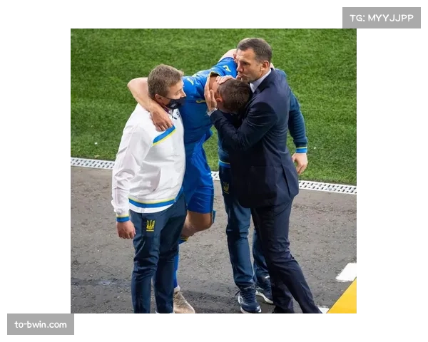 乌克兰中场技术流面临考验 津琴科内收组织角色需适应新体系